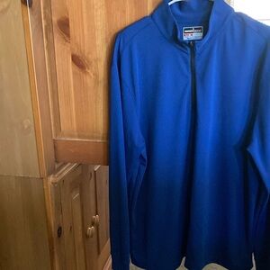 Men’s long sleeve golf shirt